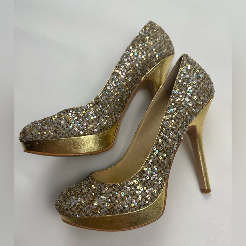 Joan & David gold sequins platform heels size 8.5